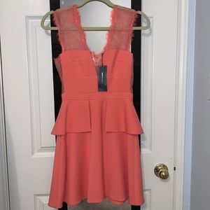 BCBG Max Azria NWT Melon Cocktail Dress. Size 0.